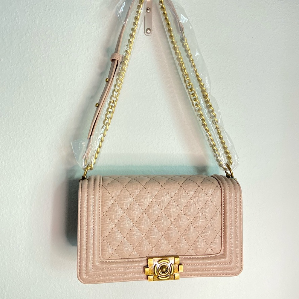 Quilted Classic chain crossbody purse - Picture 4 of 6
